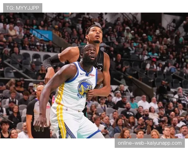 勇士成功逆转太阳，库里与穆迪的关键表现帮助球队复苏，勇士gm谈库里